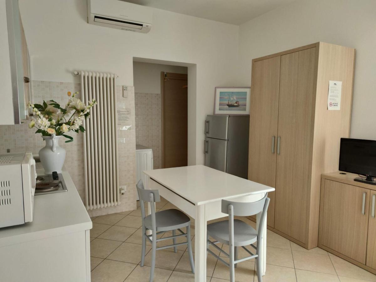 Hotel Garnì Anna Cervia Buitenkant foto